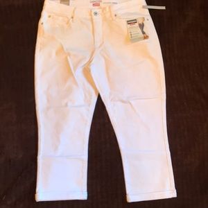 White Capri - size 14